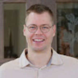 Meet your Posher, Louis